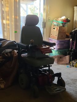 Rhapsody quickie power wheelchair NEEDS WORK