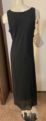  Size 13/14 Alyn Paige low cut floor length formal dress Thumbnail