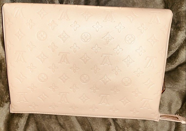Louis Vuitton Purse