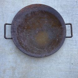Vintage Handmade Rustic Pan ( Hesperia Ca )
