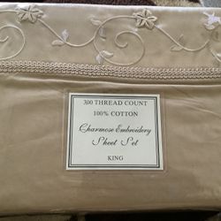 VICTORIA CLASSICS KING SHEET SET CHARMOSE EMBROIDERY VINTAGE 4 pieces