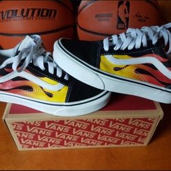 Boys Van's Shoes / Zapatos De Niño 