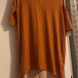 Lula roe Shirt
