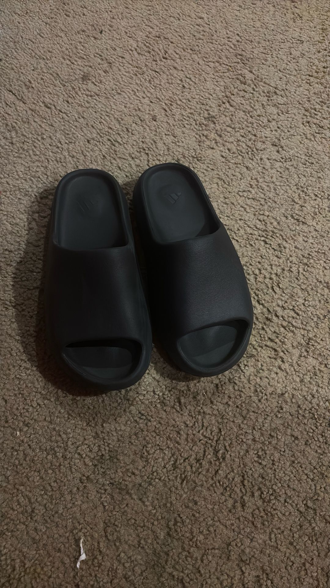 Yezzy Slides