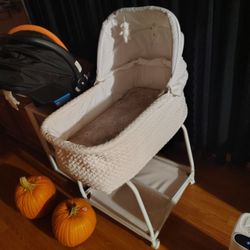 Bassinet 