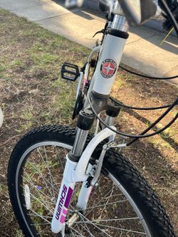 Schwinn Ranger 26” Mountain Bike White and Purple