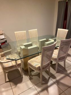 Dining room set six years in the last off table
