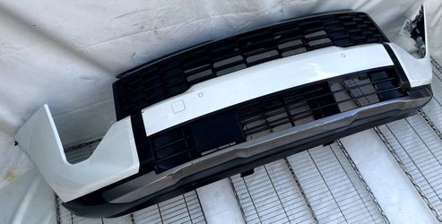 OEM PART 2026 KIA SPORTAGE FRONT BUMPER COVER ASSEMBLY W/ PARK ASSIST WHITE (SWP)