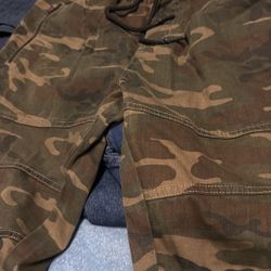 camouflage stresh pants size medium