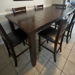 Dining Table With Chairs 