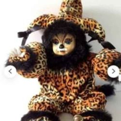 HARLEQUIN JESTER DOLL, LEOPARD COSTUME AND MAKE UP, PORCELAIN FACE & HANDS, VINTAGE COLLECTIBLE