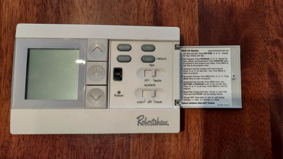 Robertshaw Digital Thermostat 