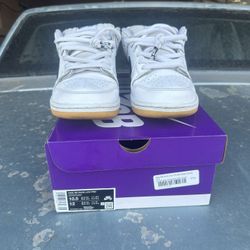 Nike Dunks 