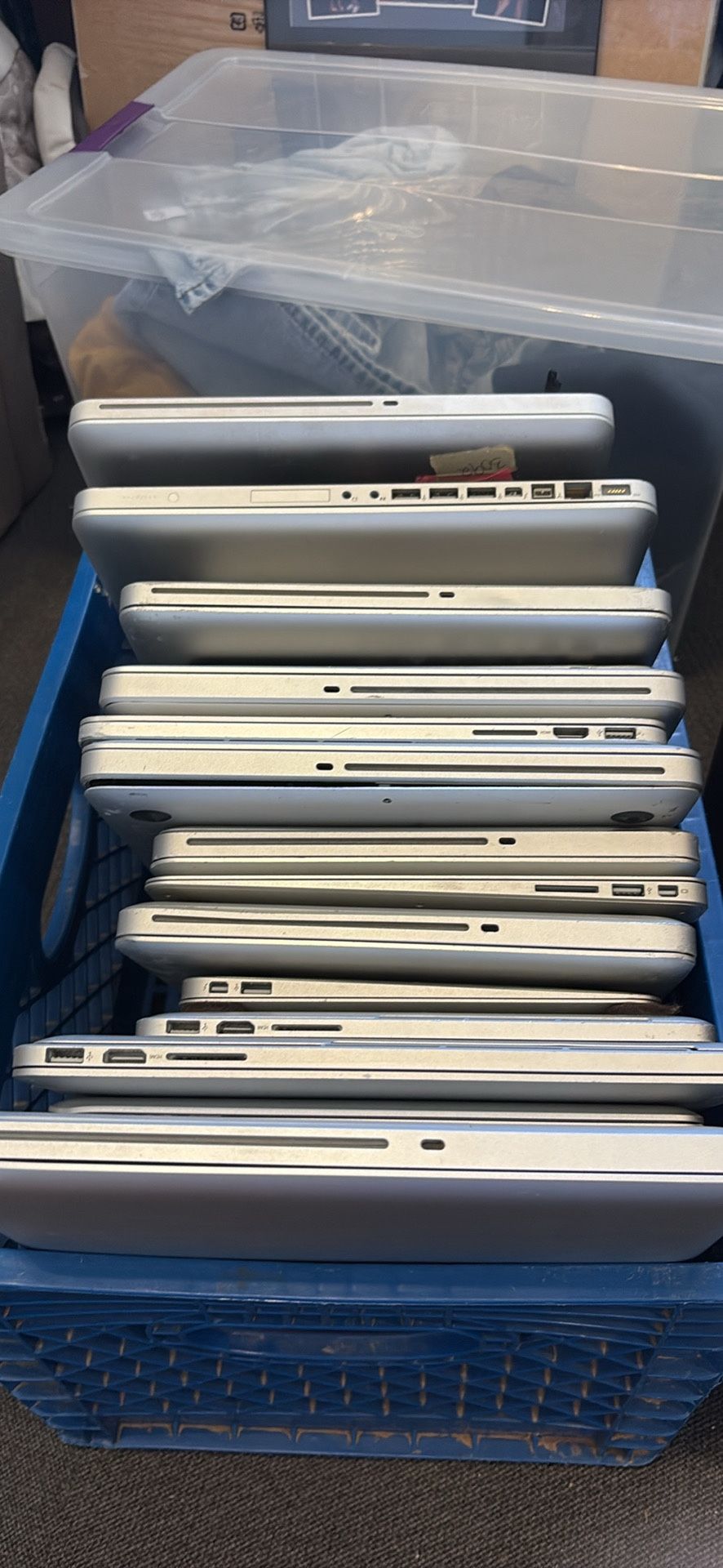 Lot Of 13 Apple Laptops For Parts 