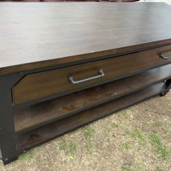 TV Stand 