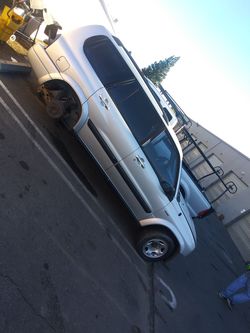 2003 Suzuki xl7 parting out