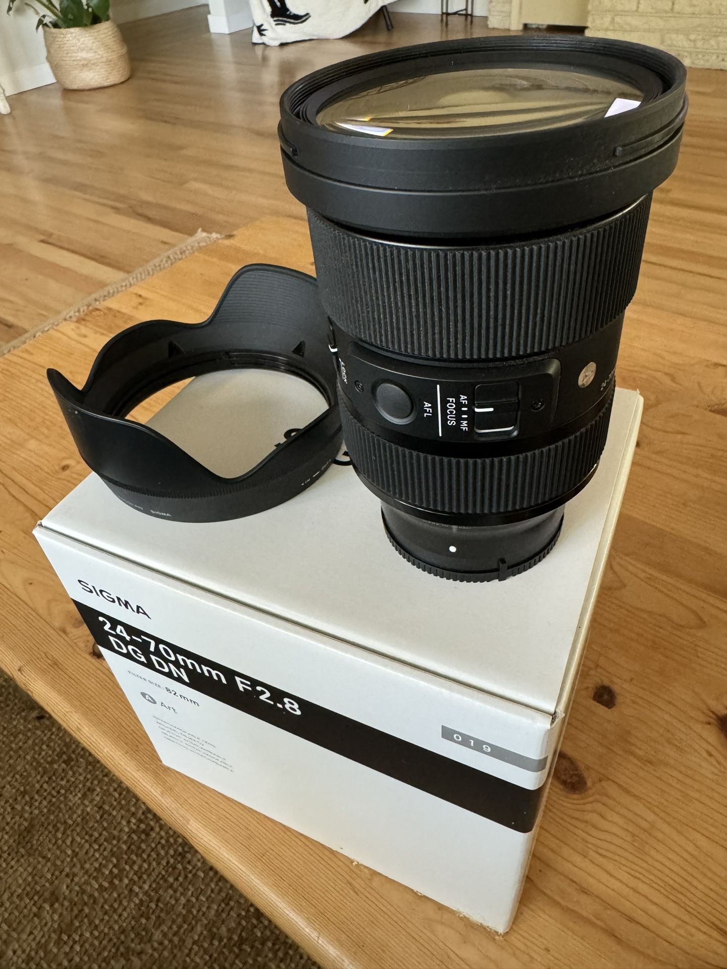 Sigma 24-70mm f/2.8 E-mount Lens