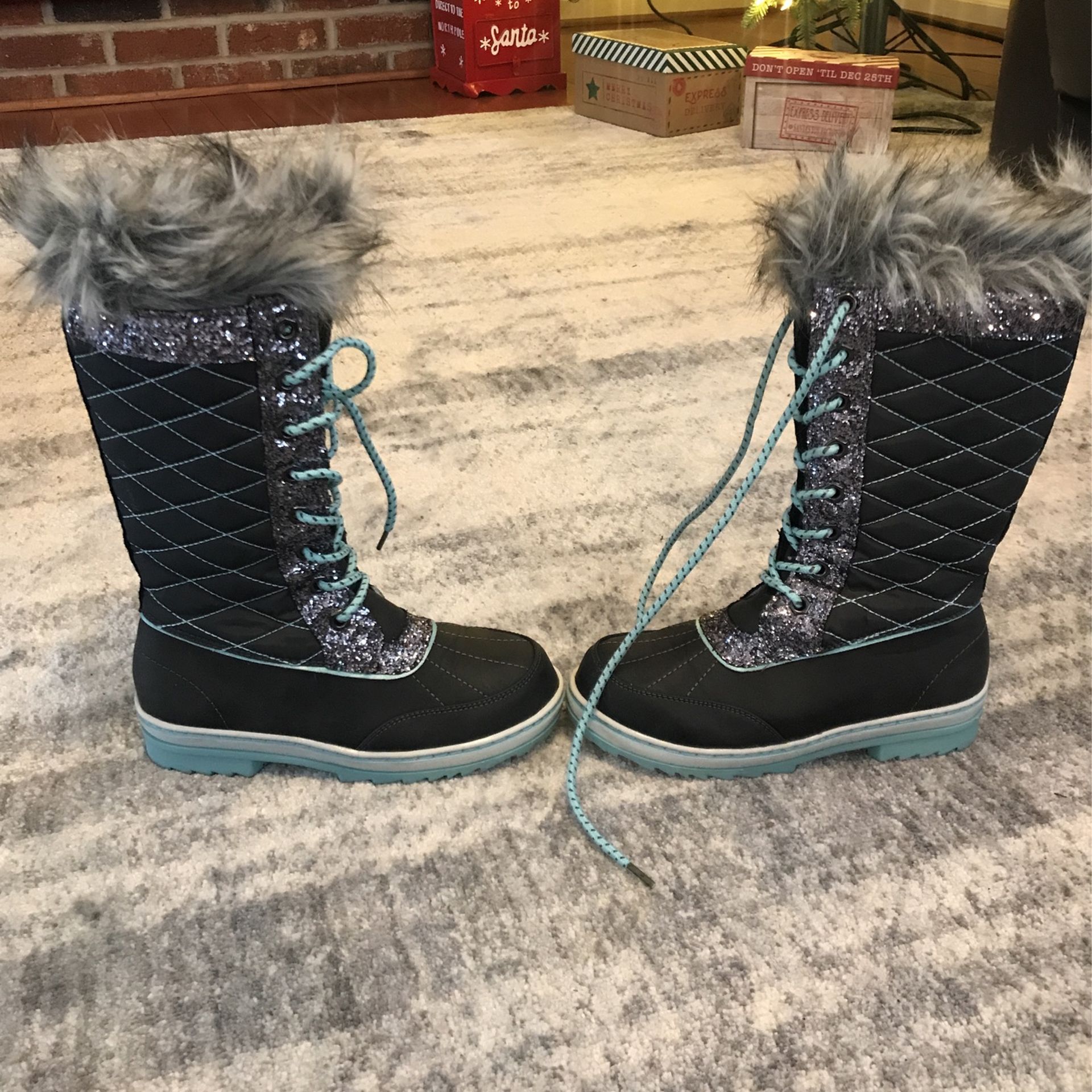 Girls Size 3 Justice Snow Boots