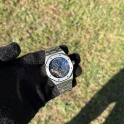 Automatic Silver Skeleton Aud Pig 