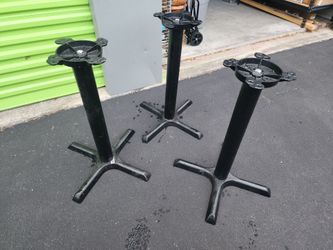 Restaurant legs table