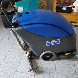 Commercial Shampooer