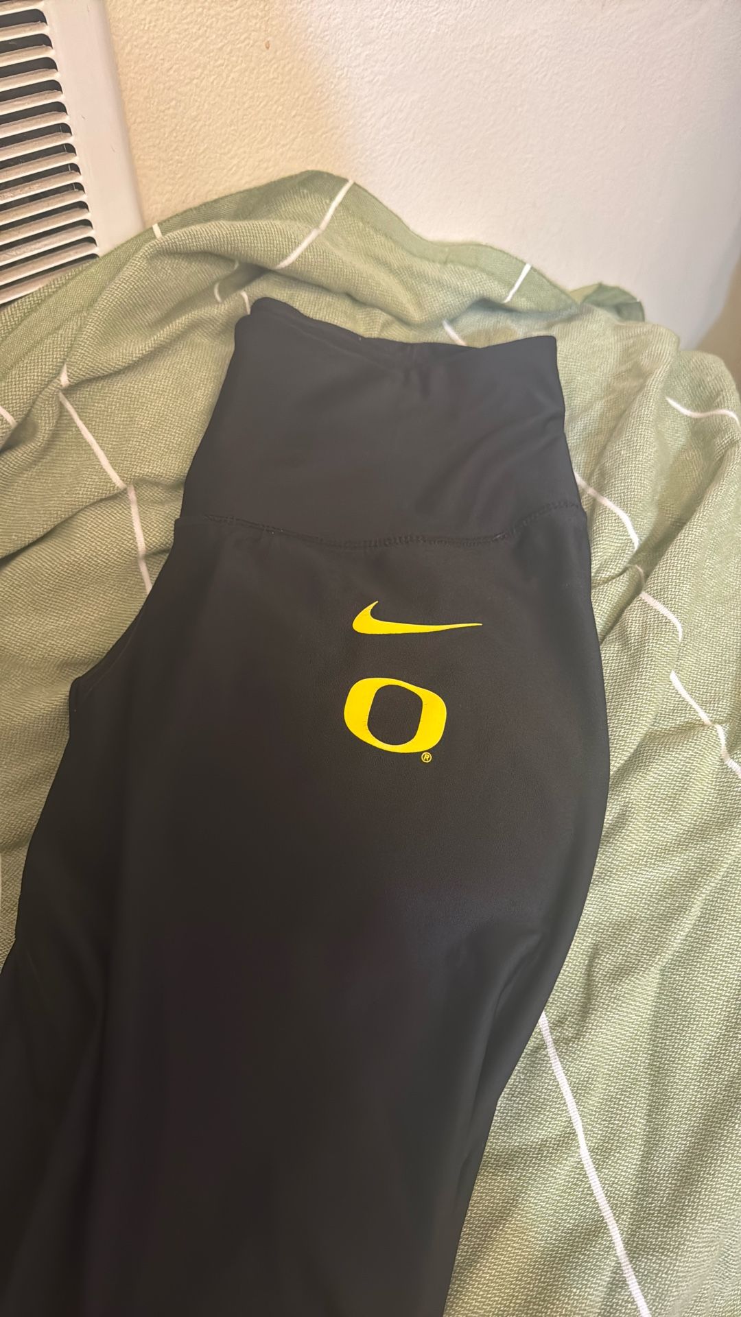 Oregon Nike Ducks Large Dry Fit