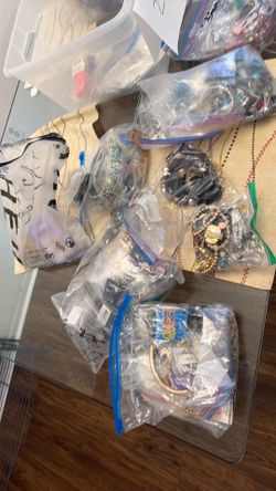 tons of costume jewelry