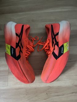 Size 9 Asics Metaspeed Sky Paris - Running shoes