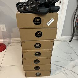 Cycling deal unisex shoes new asking $20 for pair