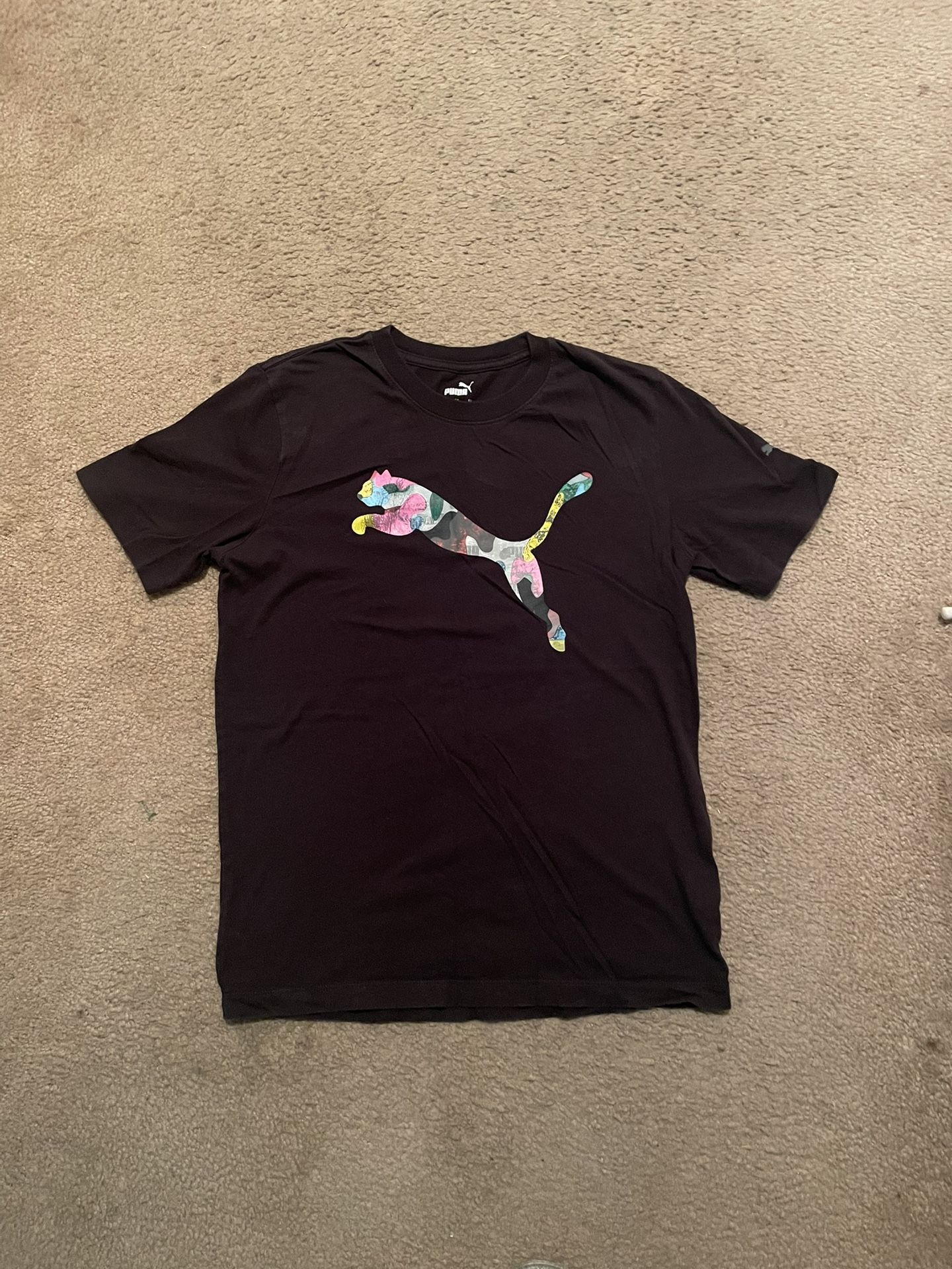 Puma black graphic tee with multicoloured cat logo. Size S #athleisure