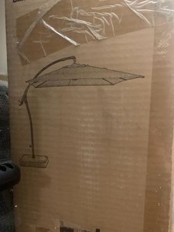 Hampton Bay 8’ Sun umbrella