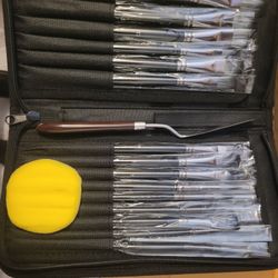 Paint Brushes NEW