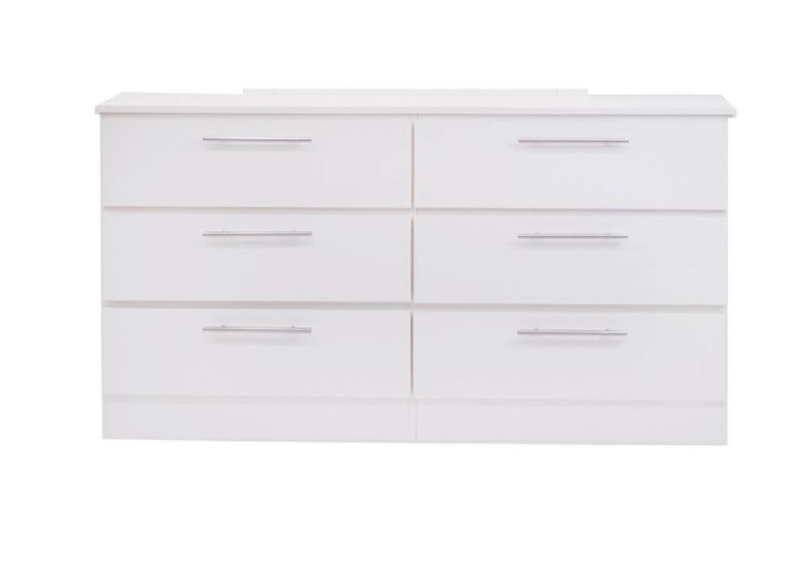 Dresser and chest White, Black, and Gray Cómoda  y gavetero – Blanco, negro y gris