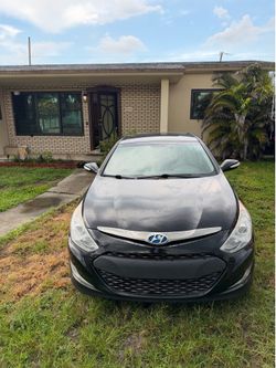2013 Hyundai Sonata Hybrid
