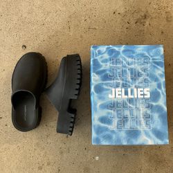 Jeffrey Campbell