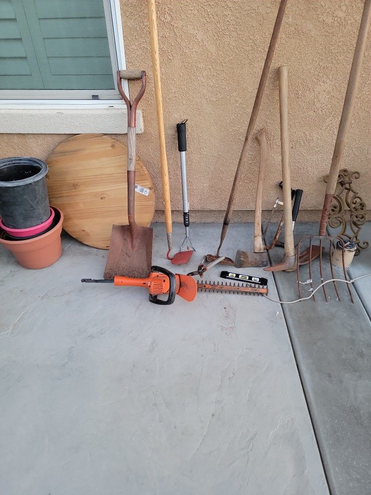 Big Sell On Tools