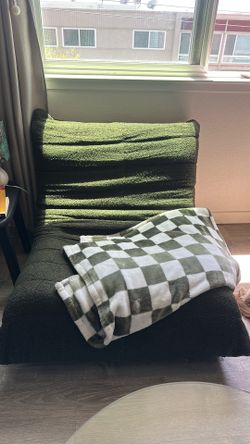 Green bean bag chair
