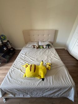 Queen size bed