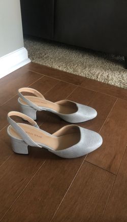 $8 Grey Heels Size 8