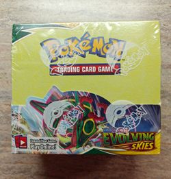Pokémon TCG Sword & Shield Evolving Skies Booster Box