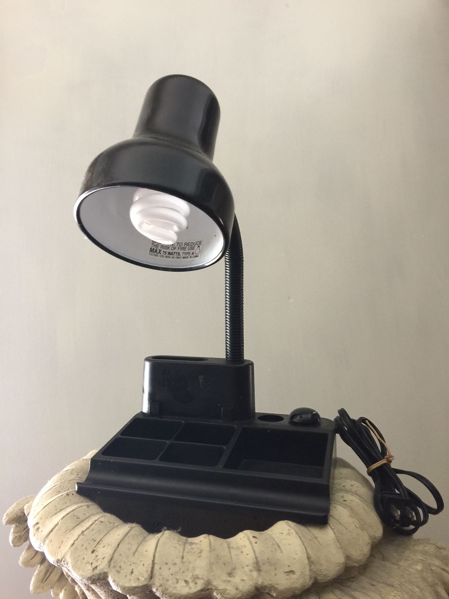 LAMP DESK