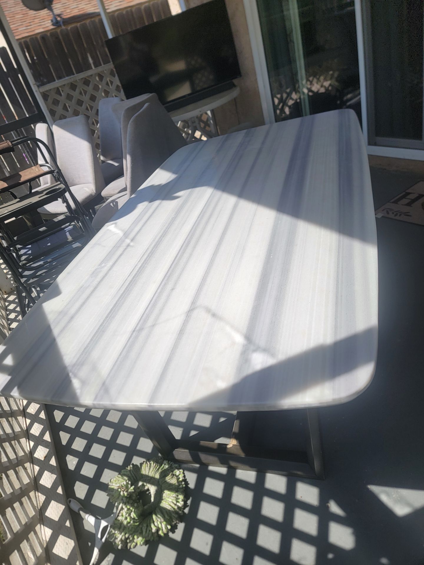 Dinning table and chairs