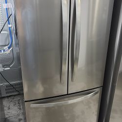 Frigidaire French Door Refrigerator 