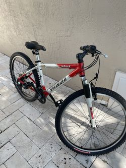 Specialized Hot rock Mountain Bike