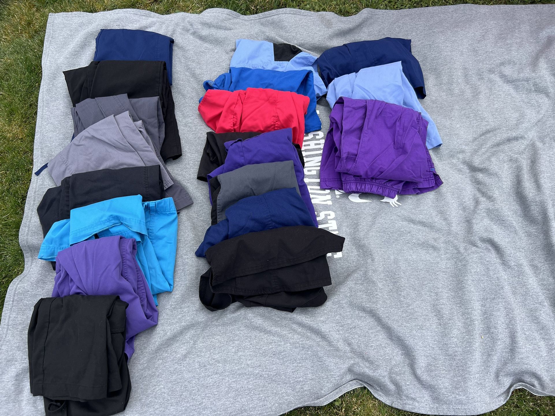 Women’s Scrubs