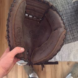 Rawlings catchers baseball glove