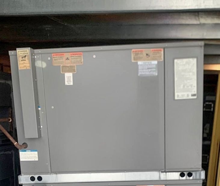 Rheem Classic Central Air Conditioner / Gas Heater 2.5 Ton Package