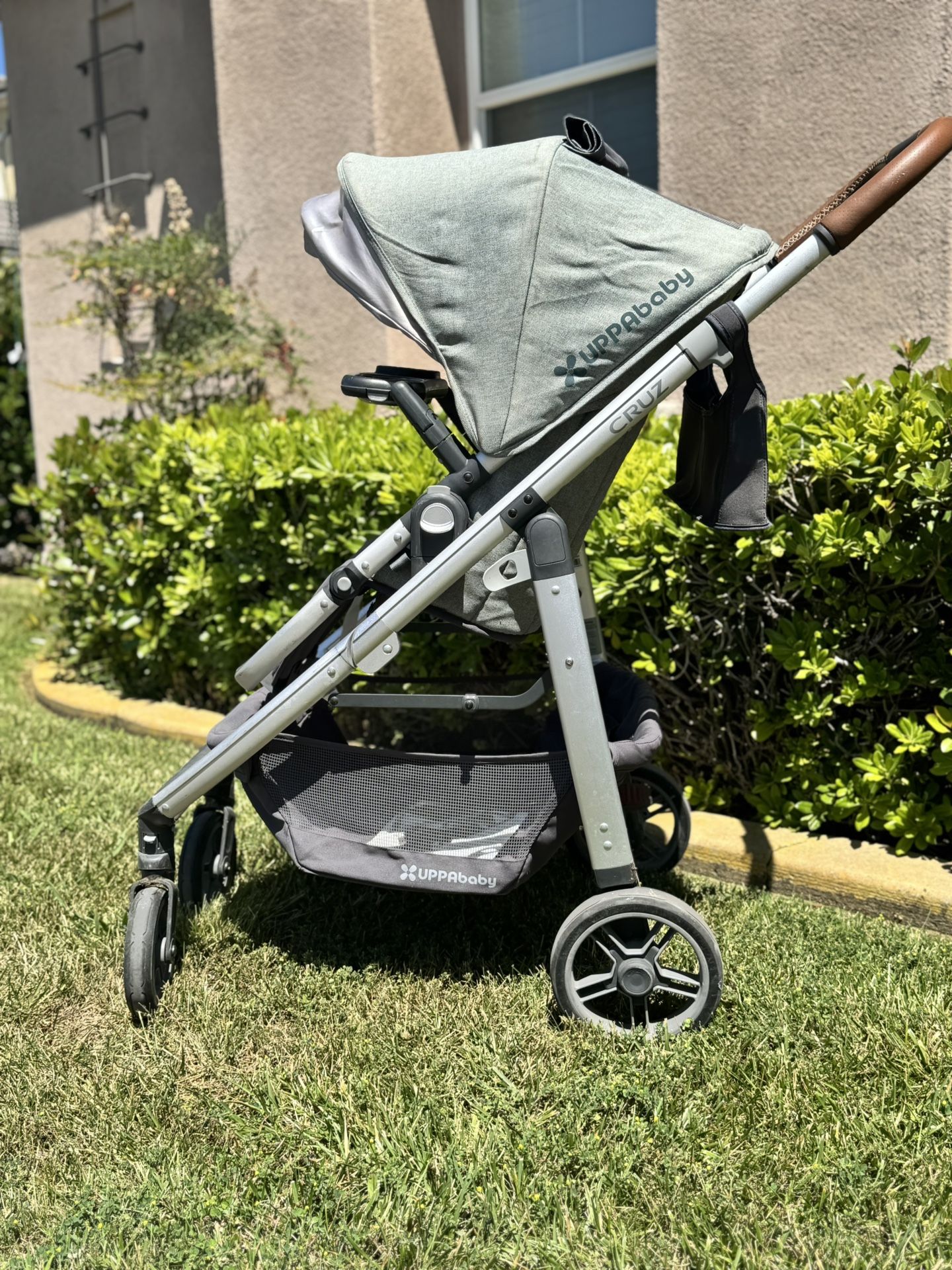 Uppababy Cruz stroller