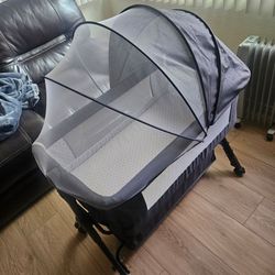 Baby Bassinet with Mosquito Net