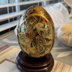 SATSUMA PAINTED EGG